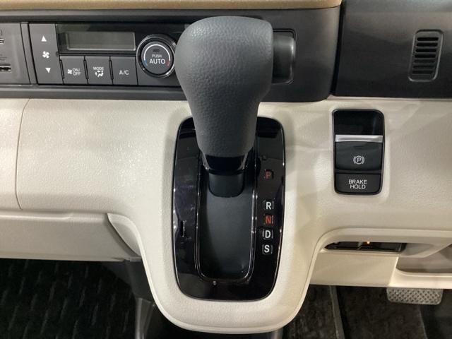 N-BOX ベースグレード 中古スタッドレスタイヤ、純正メモリーナビ、ドライブレコーダー前後装着+ETC付 当社デモカー(11枚目)