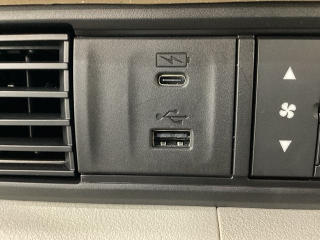 N-BOX ベースグレード 中古スタッドレスタイヤ、純正メモリーナビ、ドライブレコーダー前後装着+ETC付 当社デモカー(14枚目)