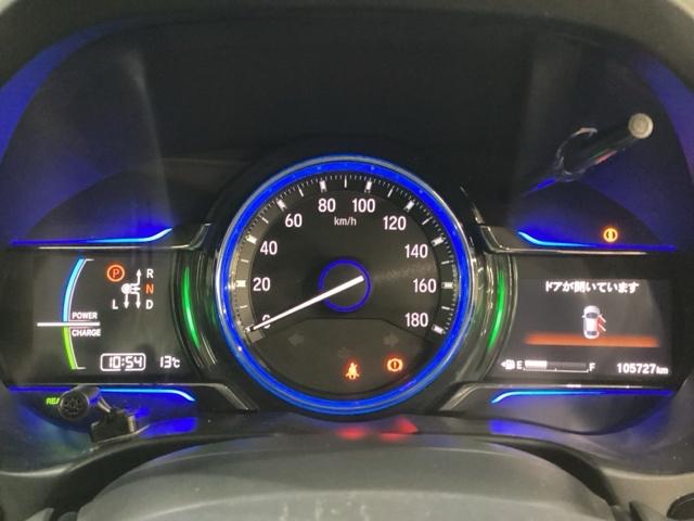 グレイス ハイブリッドEX 純正メモリーナビ 純正アルミホイール シートヒーター キーレス クルーズコントロール 衝突軽減ブレーキ 横滑り防止 バックカメラ 盗難防止 LEDヘッドライト 4WD キーレス(10枚目)