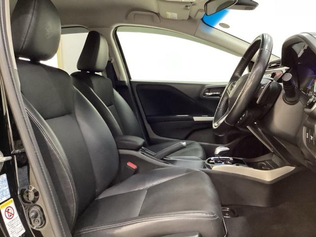 グレイス ハイブリッドEX 純正メモリーナビ 純正アルミホイール シートヒーター キーレス クルーズコントロール 衝突軽減ブレーキ 横滑り防止 バックカメラ 盗難防止 LEDヘッドライト 4WD キーレス(17枚目)