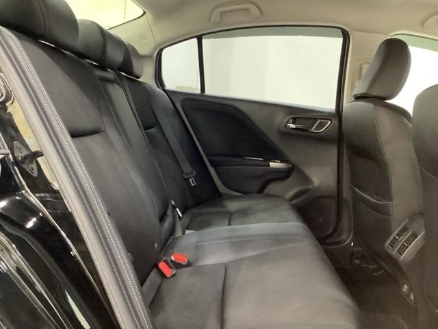 グレイス ハイブリッドEX 純正メモリーナビ 純正アルミホイール シートヒーター キーレス クルーズコントロール 衝突軽減ブレーキ 横滑り防止 バックカメラ 盗難防止 LEDヘッドライト 4WD キーレス(18枚目)