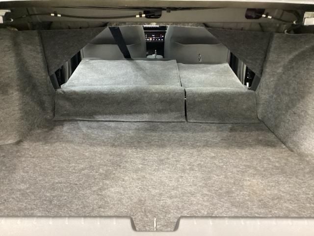 グレイス ハイブリッドEX 純正メモリーナビ 純正アルミホイール シートヒーター キーレス クルーズコントロール 衝突軽減ブレーキ 横滑り防止 バックカメラ 盗難防止 LEDヘッドライト 4WD キーレス(21枚目)