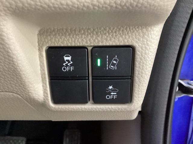 Ｎ－ＢＯＸ Ｇ・Ｌホンダセンシング　４ＷＤ　いまコレ＋新品・フロアカーペットマット付　光触媒抗菌消臭施工済　純正メモリーナビ　フルセグＴＶ　バックモニター　左側電動スライドドア（17枚目）