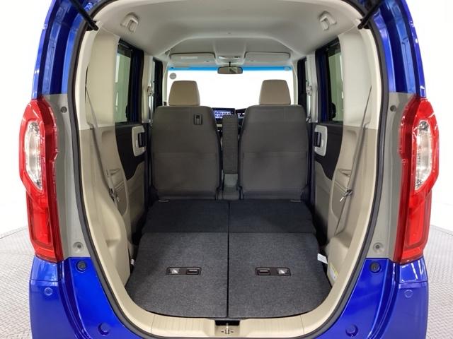 Ｎ－ＢＯＸ Ｇ・Ｌホンダセンシング　４ＷＤ　いまコレ＋新品・フロアカーペットマット付　光触媒抗菌消臭施工済　純正メモリーナビ　フルセグＴＶ　バックモニター　左側電動スライドドア（23枚目）