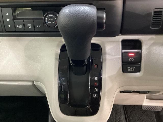 Ｎ－ＢＯＸ ファッションスタイル　純正メモリーナビ　ドライブレコーダー　両側電動スライドドア　シートヒーター　　ホンダセンシング　クルーズコントロール　衝突軽減ブレーキ　横滑り防止　障害物センサー　バックカメラ　ＬＥＤヘッドライト（11枚目）