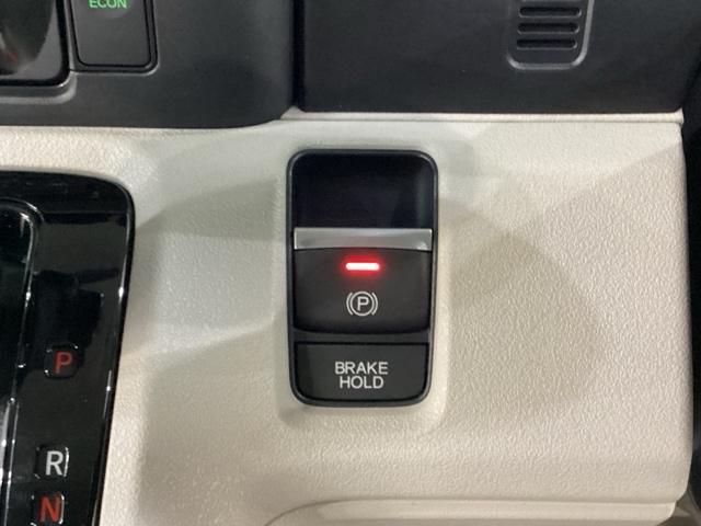 Ｎ－ＢＯＸ ファッションスタイル　純正メモリーナビ　ドライブレコーダー　両側電動スライドドア　シートヒーター　　ホンダセンシング　クルーズコントロール　衝突軽減ブレーキ　横滑り防止　障害物センサー　バックカメラ　ＬＥＤヘッドライト（12枚目）