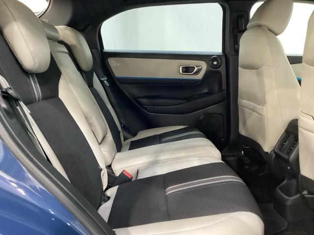 ���Ȃ̓��U�[�C���e���A�V�[�g�ɂȂ��Ă��܂��B���ʂ����݂�����w������������A������肭�낢�ł���肢��������V�[�g�ł��B�������^�]�ɂȂ��Ă��e�Ɋ�肩�����悤�ɃA�[�����X�g�����Ă܂��B