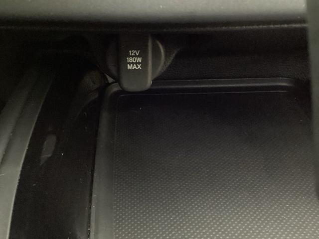 ヴェゼル ｅ：ＨＥＶＸ・ＨｕＮＴパッケージ　純正アルミホイール　純正アルミホイール　ドライブレコーダー　シートヒーター　ホンダセンシング　クルーズコントロール　衝突軽減ブレーキ　横滑り防止　障害物センサー　バックカメラ　ＬＥＤヘッドライト（14枚目）