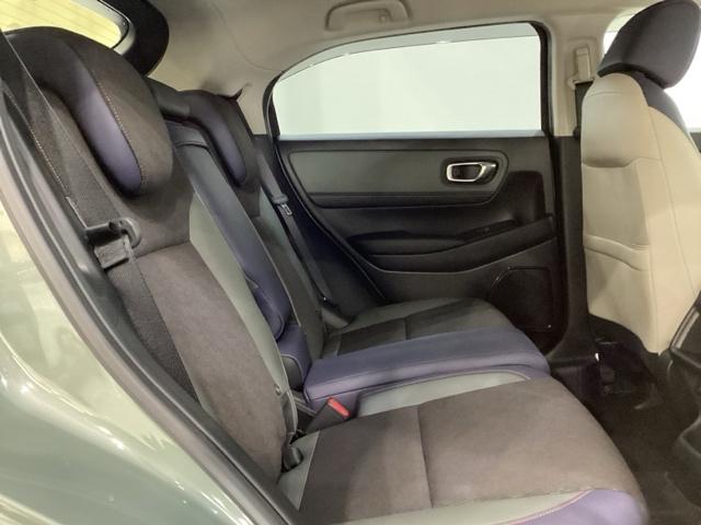 ヴェゼル ｅ：ＨＥＶＸ・ＨｕＮＴパッケージ　純正アルミホイール　純正アルミホイール　ドライブレコーダー　シートヒーター　ホンダセンシング　クルーズコントロール　衝突軽減ブレーキ　横滑り防止　障害物センサー　バックカメラ　ＬＥＤヘッドライト（24枚目）