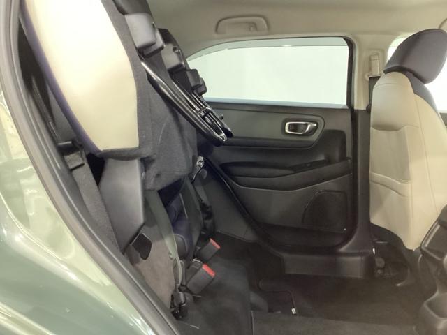 ヴェゼル ｅ：ＨＥＶＸ・ＨｕＮＴパッケージ　純正アルミホイール　純正アルミホイール　ドライブレコーダー　シートヒーター　ホンダセンシング　クルーズコントロール　衝突軽減ブレーキ　横滑り防止　障害物センサー　バックカメラ　ＬＥＤヘッドライト（25枚目）