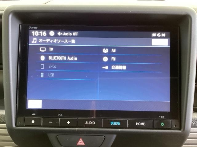 ナビゲーションはフルセグＴＶ、インターナビ対応のＧａｔｈｅｒｓ純正メモリーナビを搭載しています。Ｂｌｕｅｔｏｏｔｈオーディオ機能がありますので、スマートフォンなどの音楽も再生できます。