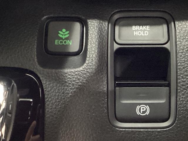 Ｎ－ＷＧＮカスタム Ｌ・ターボ　純正メモリーナビ　純正アルミホイール　　ドライブレコーダー　シートヒーター　ホンダセンシング　クルーズコントロール　衝突軽減ブレーキ　横滑り防止　障害物センサー　バックカメラ　ＬＥＤヘッドライト　４Ｗ（11枚目）