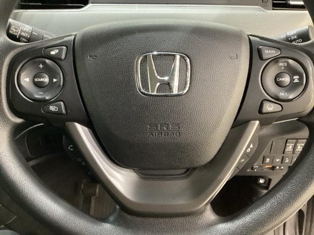 フリード+ G・ホンダセンシング 両側電動スライドドア シートヒーター キーレス ホンダセンシング クルーズコントロール 衝突軽減ブレーキ 横滑り防止 バックカメラ 盗難防止 ディスプレイオーディオ LEDヘッドライト 4WD(12枚目)