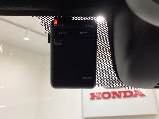 Ｎ－ＷＧＮカスタム Ｌ・ターボ　純正メモリーナビ　純正アルミホイール　ドライブレコーダー　ホンダセンシング　クルーズコントロール　衝突軽減ブレーキ　横滑り防止　障害物センサー　バックカメラ　盗難防止　ＬＥＤヘッドライト　４ＷＤ（19枚目）