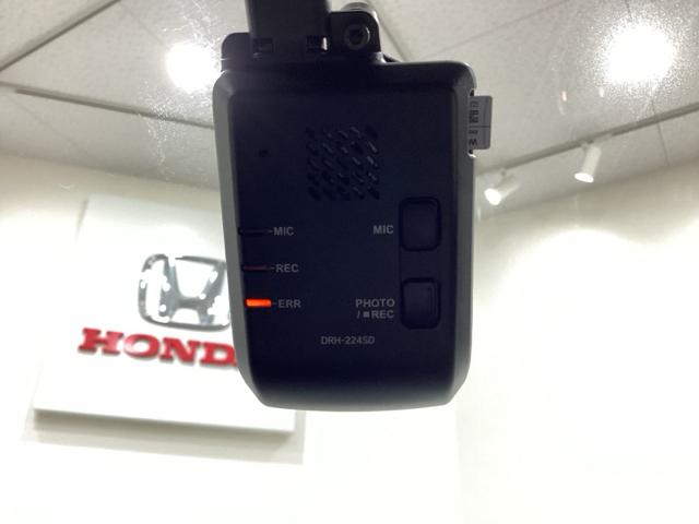 シビック e:HEVEX 純正CONNECTディスプレー 純正アルミホイール ドライブレコーダー シートヒーター 電動シート サンルーフ ホンダセンシング クルーズコントロール 衝突軽減ブレーキ 横滑り防止 バックカメラ(19枚目)