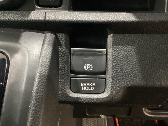 Ｎ－ＯＮＥ ＲＳ　純正アルミホイール　シートヒーター　いまコレ＋新品フロアマット付　ホンダセンシング　クルーズコントロール　衝突軽減ブレーキ　横滑り防止　障害物センサー　バックカメラ　盗難防止　ＬＥＤヘッドライト（11枚目）