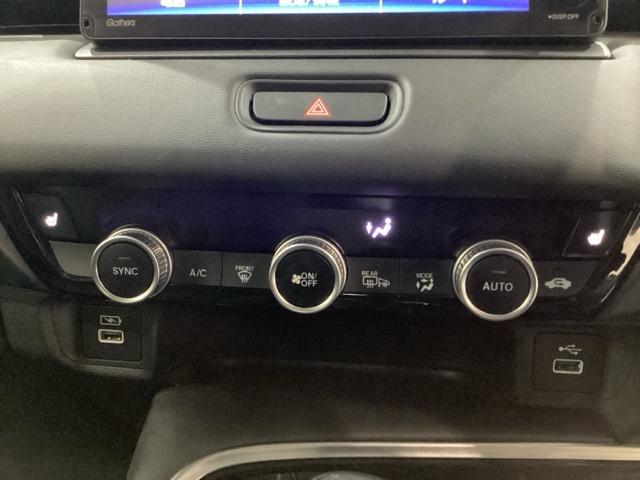 ヴェゼル e:HEVZ 純正アルミホイール ドライブレコーダー シートヒーター 電動リアゲート いまコレ+新品フロアマット付 ホンダセンシング クルーズコントロール バックカメラ LEDヘッドライト 4WD(13枚目)