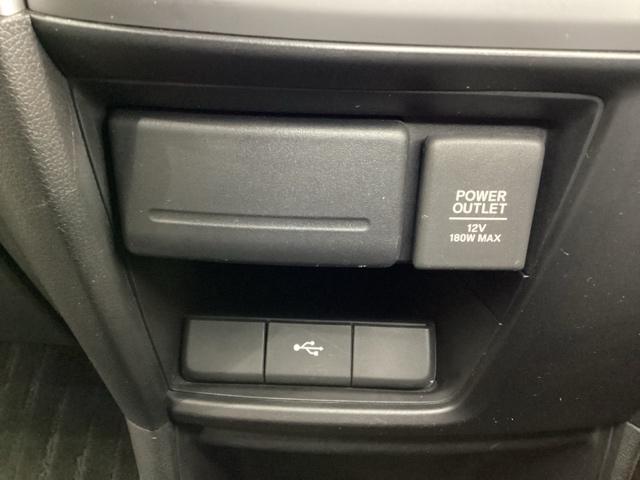 ステップワゴンスパーダ ｅ：ＨＥＶスパーダＧ・ＥＸホンダセンシング　純正メモリーナビ　純正アルミホイール　社外ドライブレコーダー　いまコレ＋新品フロアマット付　シートヒーター　両側電動スライドドア　ホンダセンシング　クルーズコントロール　バックカメラ（22枚目）