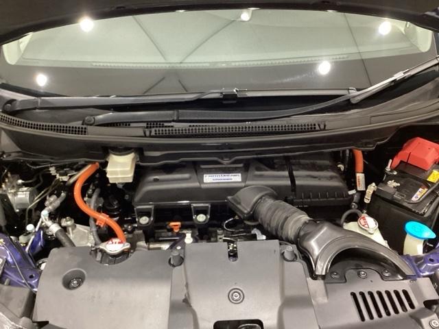 ステップワゴンスパーダ ｅ：ＨＥＶスパーダＧ・ＥＸホンダセンシング　純正メモリーナビ　純正アルミホイール　社外ドライブレコーダー　いまコレ＋新品フロアマット付　シートヒーター　両側電動スライドドア　ホンダセンシング　クルーズコントロール　バックカメラ（29枚目）