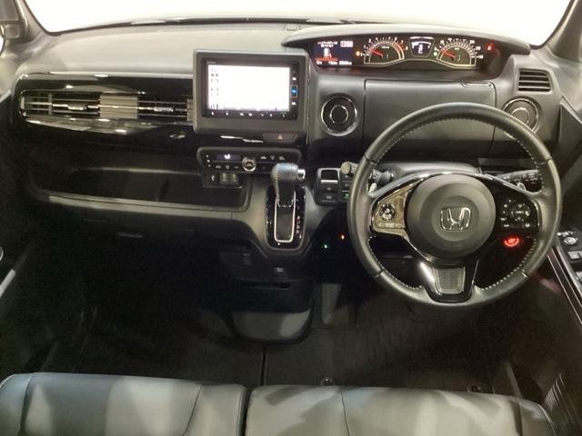 N-BOXカスタム Lターボ 純正メモリーナビ 純正アルミホイール エンジンスターター シートヒーター 両側電動スライドドア ホンダセンシング クルーズコントロール 衝突軽減ブレーキ 横滑り防止 障害物センサー バックカメラ(5枚目)