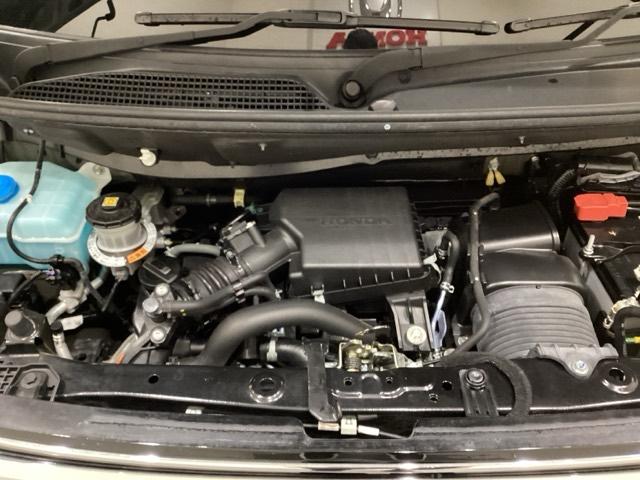 N-BOXカスタム Lターボ 純正メモリーナビ 純正アルミホイール エンジンスターター シートヒーター 両側電動スライドドア ホンダセンシング クルーズコントロール 衝突軽減ブレーキ 横滑り防止 障害物センサー バックカメラ(26枚目)