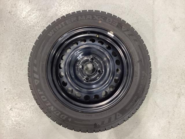 フィット e:HEVホーム コネクトディスプレイ ドライブレコーダー ホンダセンシング クルーズコントロール 衝突軽減ブレーキ 横滑り防止 障害物センサー バックカメラ 盗難防止 LEDヘッドライト 4WD(3枚目)