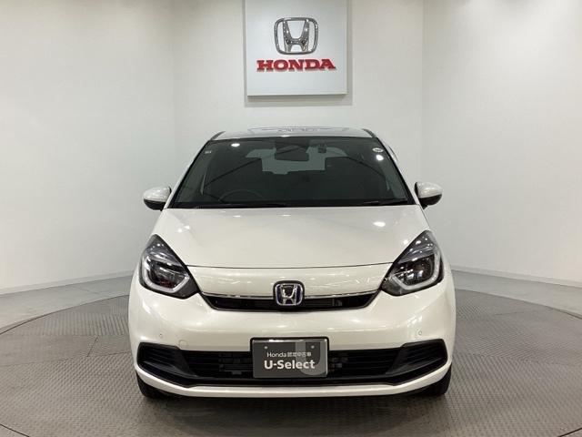 フィット e:HEVホーム コネクトディスプレイ ドライブレコーダー ホンダセンシング クルーズコントロール 衝突軽減ブレーキ 横滑り防止 障害物センサー バックカメラ 盗難防止 LEDヘッドライト 4WD(4枚目)