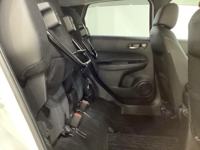 フィット e:HEVホーム コネクトディスプレイ ドライブレコーダー ホンダセンシング クルーズコントロール 衝突軽減ブレーキ 横滑り防止 障害物センサー バックカメラ 盗難防止 LEDヘッドライト 4WD(25枚目)