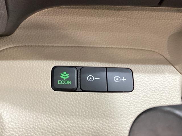 Ｎ－ＢＯＸ Ｇホンダセンシング　社外ナビ　社外アルミホイール　両側スライドドア　シートヒーター　いまコレ＋新品フロアマット付き　衝突軽減ブレーキ　横滑り防止　バックカメラ　盗難防止　ＬＥＤヘッドライト　４ＷＤ（16枚目）