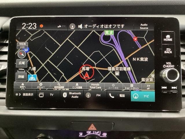 フィット ｅ：ＨＥＶホーム　コネクトディスプレイ　ドライブレコーダー　ホンダセンシング　クルーズコントロール　衝突軽減ブレーキ　横滑り防止　障害物センサー　バックカメラ　盗難防止　ＬＥＤヘッドライト　４ＷＤ（9枚目）