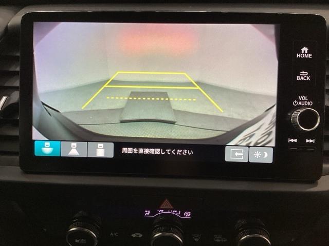フィット ｅ：ＨＥＶホーム　コネクトディスプレイ　ドライブレコーダー　ホンダセンシング　クルーズコントロール　衝突軽減ブレーキ　横滑り防止　障害物センサー　バックカメラ　盗難防止　ＬＥＤヘッドライト　４ＷＤ（10枚目）