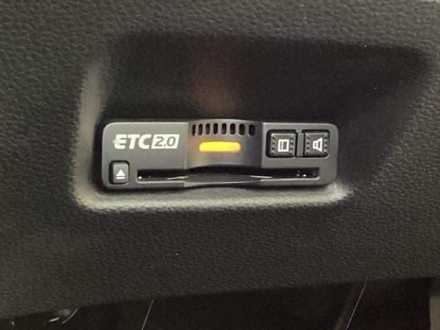 フィット ｅ：ＨＥＶホーム　コネクトディスプレイ　ドライブレコーダー　ホンダセンシング　クルーズコントロール　衝突軽減ブレーキ　横滑り防止　障害物センサー　バックカメラ　盗難防止　ＬＥＤヘッドライト　４ＷＤ（18枚目）