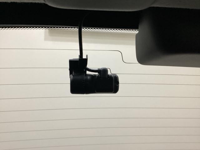 フィット ｅ：ＨＥＶホーム　コネクトディスプレイ　ドライブレコーダー　ホンダセンシング　クルーズコントロール　衝突軽減ブレーキ　横滑り防止　障害物センサー　バックカメラ　盗難防止　ＬＥＤヘッドライト　４ＷＤ（20枚目）