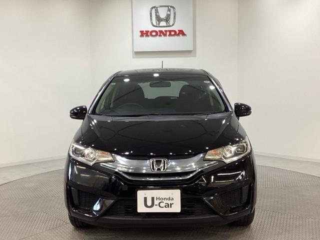 フィットハイブリッド Ｆパッケージ　社外ナビ　フルセグＴＶ　エンジンスターター　キーレス　スマートキー　横滑り防止　盗難防止　ＬＥＤヘッドライト　４ＷＤ（2枚目）