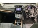 車内は光触媒抗菌消臭施工済です。インパネ周りはスタイリッシュなデザインです。グローブボックスやカップホルダーのほかにトレーなどたくさんの収納スペースが付いています。