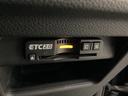 ハンドルの右下にETC2.0がついています。高速道路の料金所の通過も楽々です!。 カードの取り出しもしやすい場所についています。