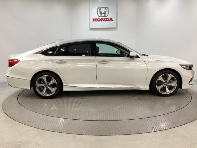 アコード EX 純正アルミホイール エンジンスターター ドライブレコーダー 電動シート サンルーフ シートヒーターホンダセンシング 衝突軽減ブレーキ 横滑り防止 障害物センサー バックカメラ LEDヘッドライト(4枚目)