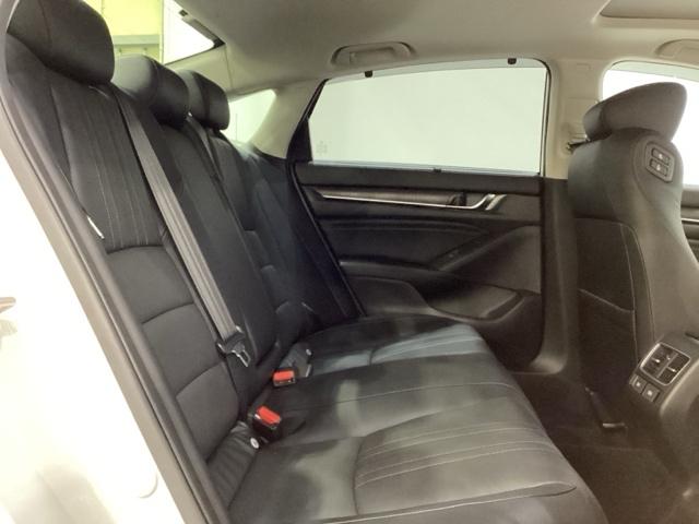 アコード EX 純正アルミホイール エンジンスターター ドライブレコーダー 電動シート サンルーフ シートヒーターホンダセンシング 衝突軽減ブレーキ 横滑り防止 障害物センサー バックカメラ LEDヘッドライト(23枚目)