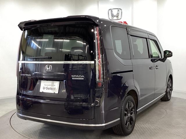ステップワゴン スパーダプレミアムライン　純正メモリーナビ　純正アルミホイール　ドライブレコーダー　シートヒーター　電動リアゲート　両側電動スライドドア　ホンダセンシング　クルーズコントロール　全周囲カメラ　ＬＥＤヘッドライト　４ＷＤ（3枚目）