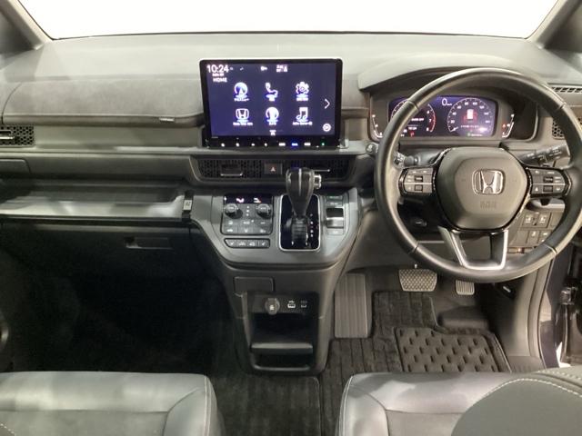 ステップワゴン スパーダプレミアムライン　純正メモリーナビ　純正アルミホイール　ドライブレコーダー　シートヒーター　電動リアゲート　両側電動スライドドア　ホンダセンシング　クルーズコントロール　全周囲カメラ　ＬＥＤヘッドライト　４ＷＤ（5枚目）