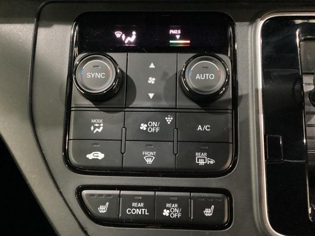 ステップワゴン スパーダプレミアムライン　純正メモリーナビ　純正アルミホイール　ドライブレコーダー　シートヒーター　電動リアゲート　両側電動スライドドア　ホンダセンシング　クルーズコントロール　全周囲カメラ　ＬＥＤヘッドライト　４ＷＤ（11枚目）