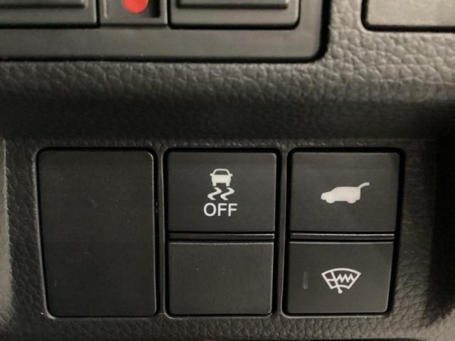 ステップワゴン スパーダプレミアムライン　純正メモリーナビ　純正アルミホイール　ドライブレコーダー　シートヒーター　電動リアゲート　両側電動スライドドア　ホンダセンシング　クルーズコントロール　全周囲カメラ　ＬＥＤヘッドライト　４ＷＤ（17枚目）