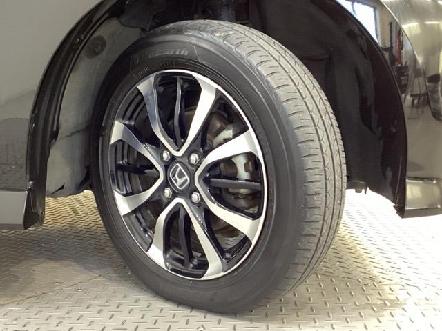 N-BOXカスタム G・Lホンダセンシング 4WD 光触媒抗菌消臭施工済 純正メモリーナビ フルセグTV バックモニター 左側電動スライドドア 衝突被害軽減ブレーキ レーンキープアシスト(24枚目)