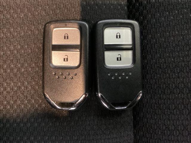 ヴェゼル Ｘ・ホンダセンシング　光触媒抗菌消臭施工済　ナビ　シートヒーター　ＥＴＣ（13枚目）