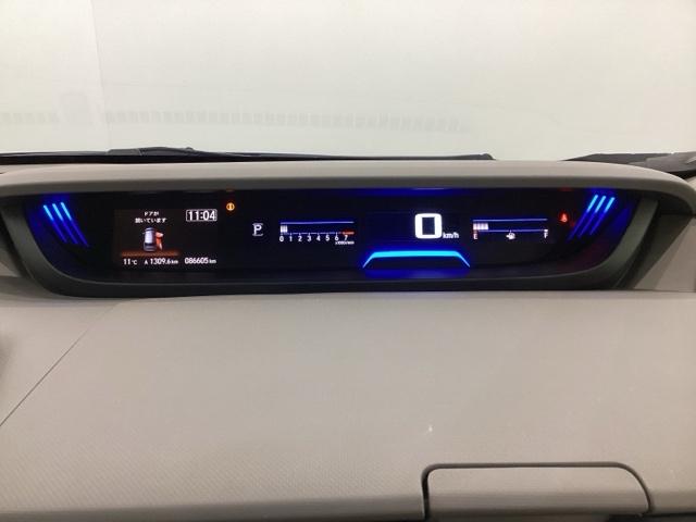 フリード Ｇ・ホンダセンシング　光触媒抗菌消臭施工済（8枚目）