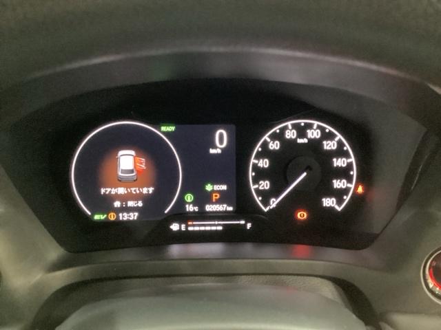 ヴェゼル ｅ：ＨＥＶＸ　ＥＴＣ　純正メモリーナビ　純正アルミホイール　シートヒーター　クルーズコントロール　横滑り防止　障害物センサー　バックカメラ　キーレス　４ＷＤ　ＬＥＤヘッドライト　ホンダセンシング（13枚目）