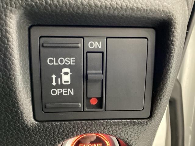 Ｎ－ＢＯＸカスタム Ｌ　４ＷＤ　純正メモリーナビ　フルセグＴＶ　Ｂｌｕｅｔｏｏｔｈ　片側電動スライドドア　純正アルミホイール　ドライブレコーダー　バックカメラ　シートヒーター　純正エンジンスターター　障害物センサー（14枚目）