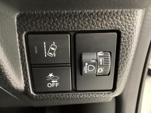 Ｎ－ＢＯＸカスタム Ｌ　４ＷＤ　純正メモリーナビ　フルセグＴＶ　Ｂｌｕｅｔｏｏｔｈ　片側電動スライドドア　純正アルミホイール　ドライブレコーダー　バックカメラ　シートヒーター　純正エンジンスターター　障害物センサー（15枚目）