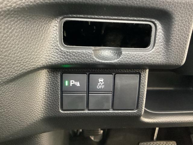 Ｎ－ＢＯＸカスタム Ｌ　４ＷＤ　純正メモリーナビ　フルセグＴＶ　Ｂｌｕｅｔｏｏｔｈ　片側電動スライドドア　純正アルミホイール　ドライブレコーダー　バックカメラ　シートヒーター　純正エンジンスターター　障害物センサー（16枚目）