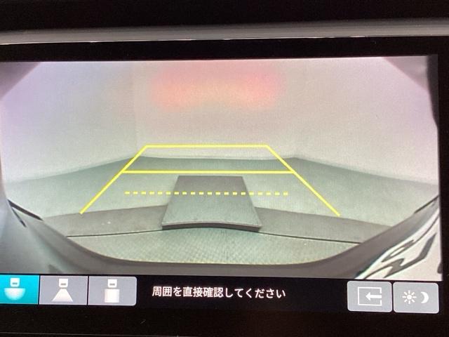 フィット ｅ：ＨＥＶホーム　純正アルミホイール　ドライブレコーダー　キーレス　ホンダセンシング　クルーズコントロール　衝突軽減ブレーキ　横滑り防止　障害物センサー　バックカメラ　盗難防止　ＬＥＤヘッドライト　４ＷＤ（10枚目）